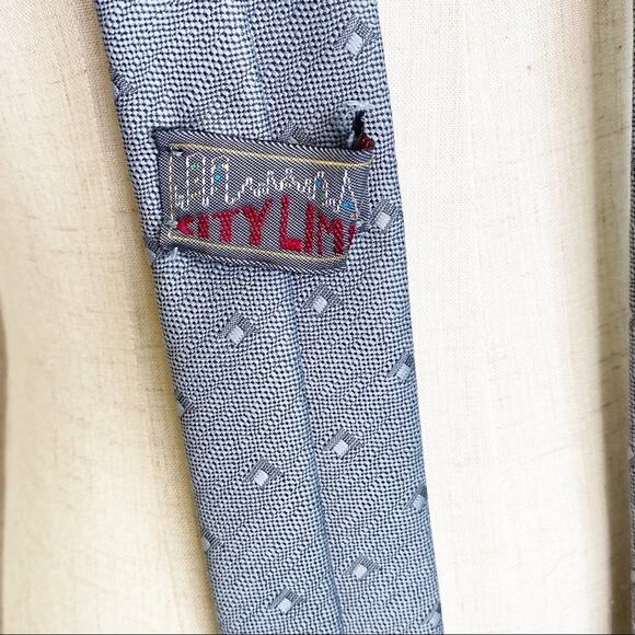 Vintage City Limits gray square pattern skinny 2" men's/unisex necktie - Picture 3 of 9